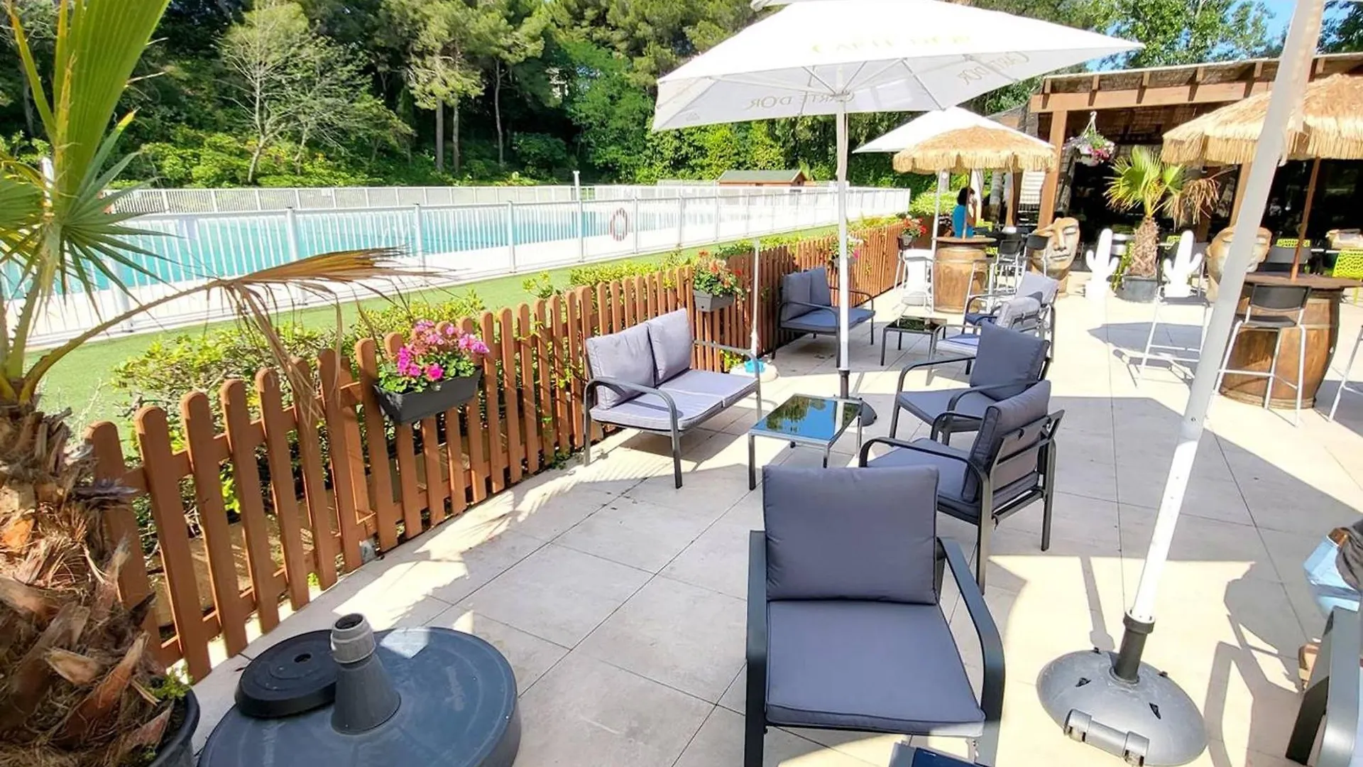 T3 Avec Parking, Piscine Et Tennis Payants A 200M Des Plages - Wi-Fi - Fr-1-316-335 Six-Fours-les-Plages 0*,  France